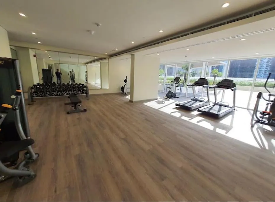 New Luxury Modern Canal View. Apartment Dubai United Arab Emirates